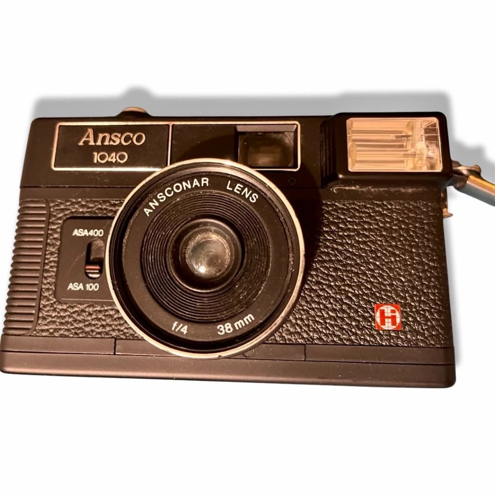 38mm film camera Ansco 1040 point and shoot